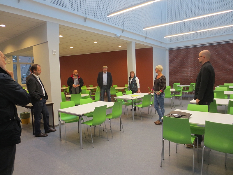 Der Kreisvorstand der CDU besichtigte die neue Mensa der Bockhorner Oberschule Der Kreisvorstand der CDU besichtigte die neue Mensa der Bockhorner Oberschule